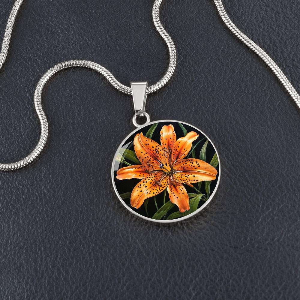 The Tiger Lily Circle Pendant Necklace